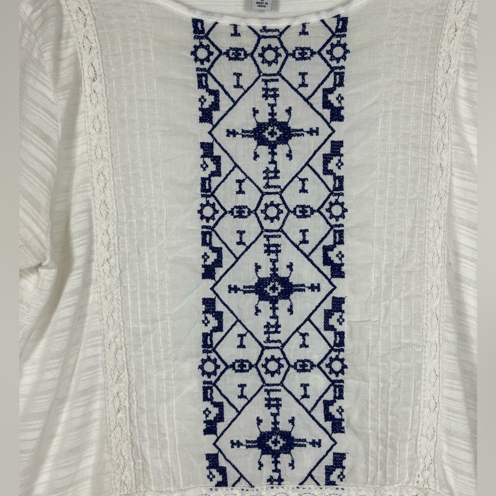 Lucky Brand Top Blouse Boho White Blue Embroidered Peasant- S - Picture 8 of 12